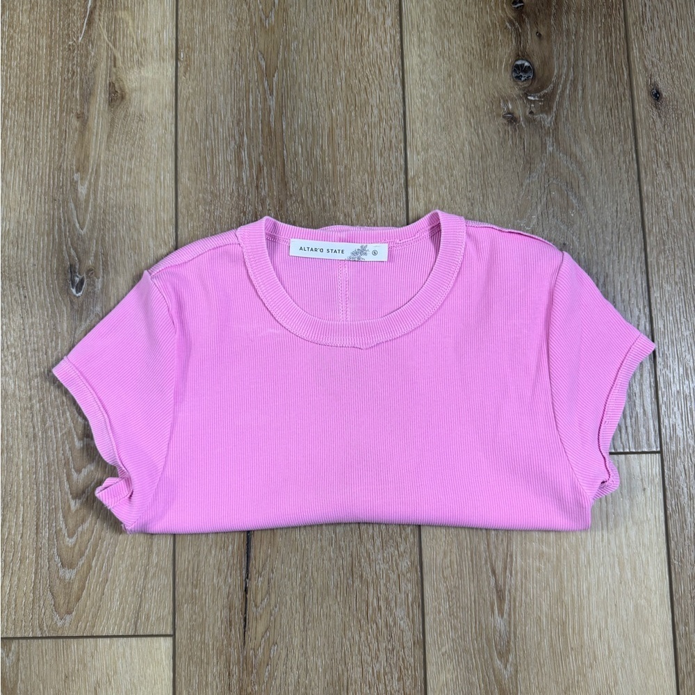 Altar’d State Baby Tee Pink Women’s Size Small - Picture 2 of 9